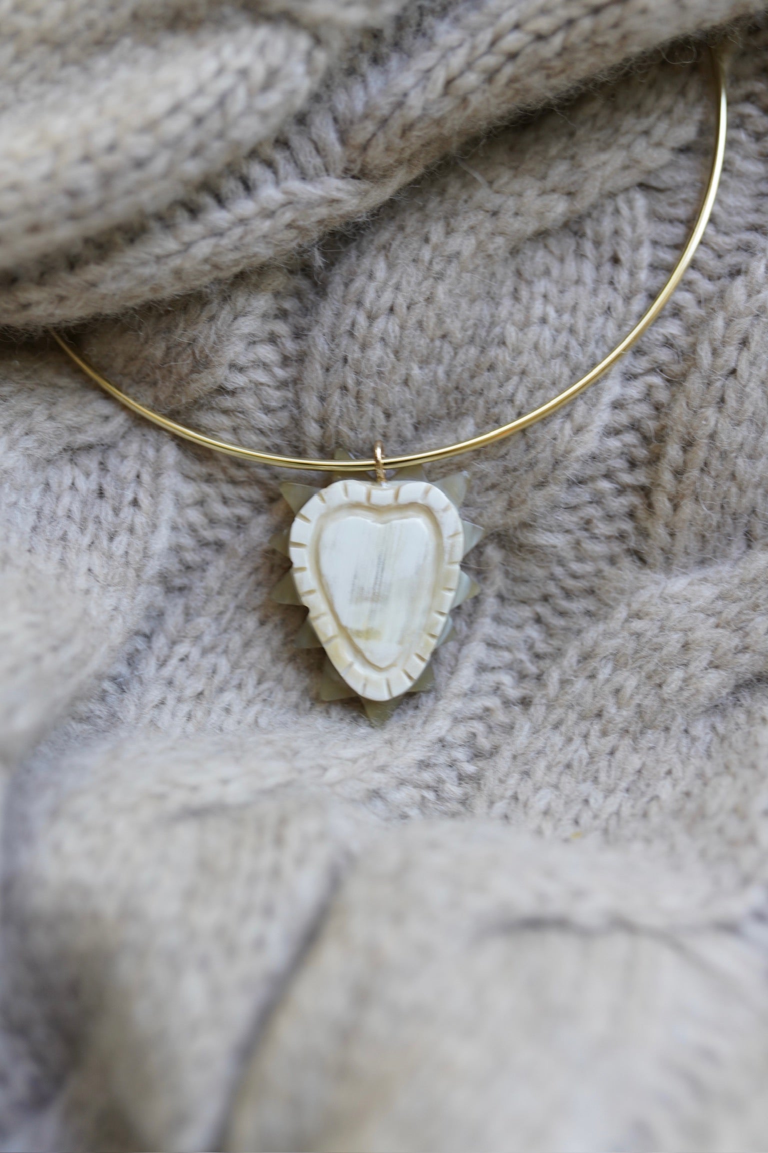 Amour Heart Horn Charm