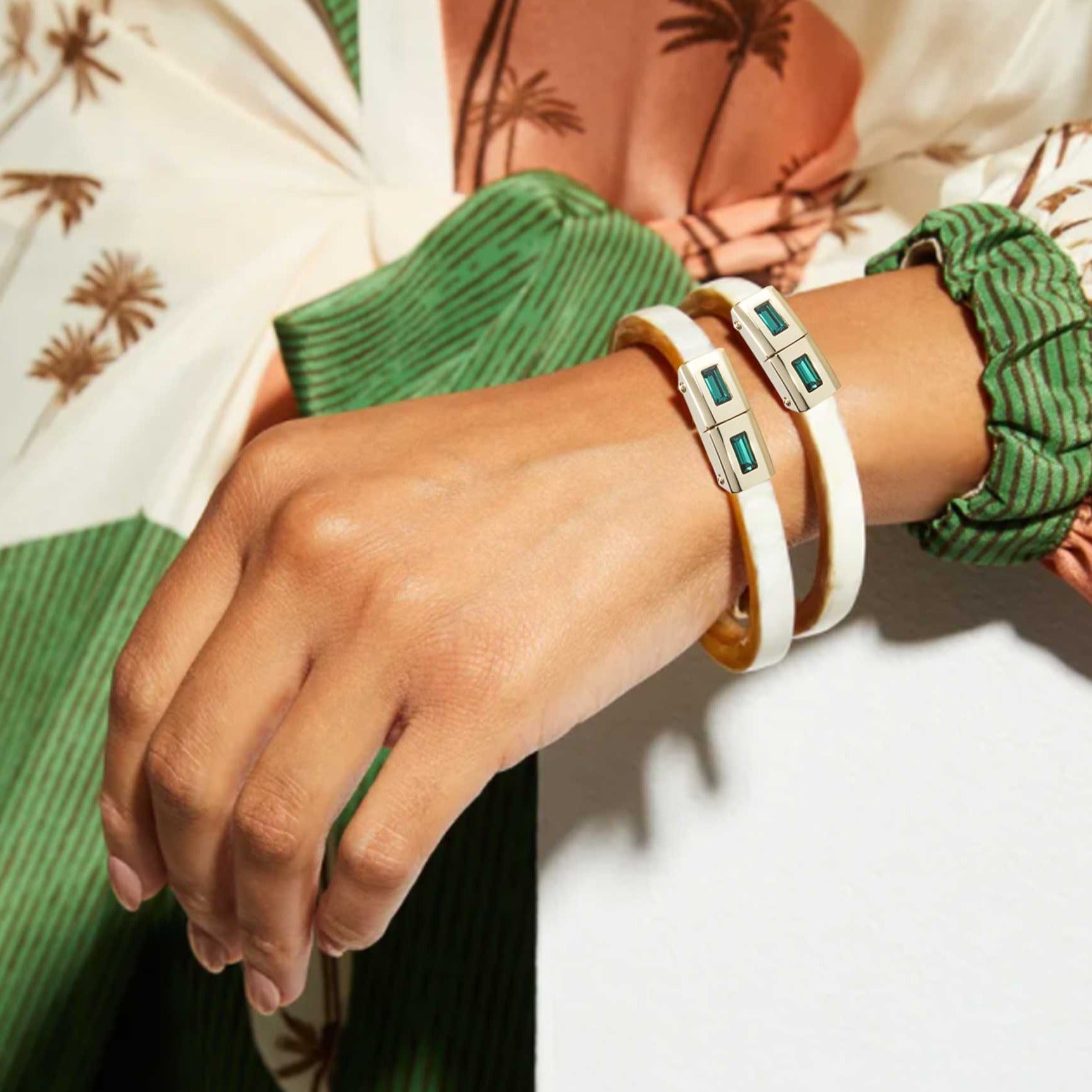 Glow Unlock-it Bracelet